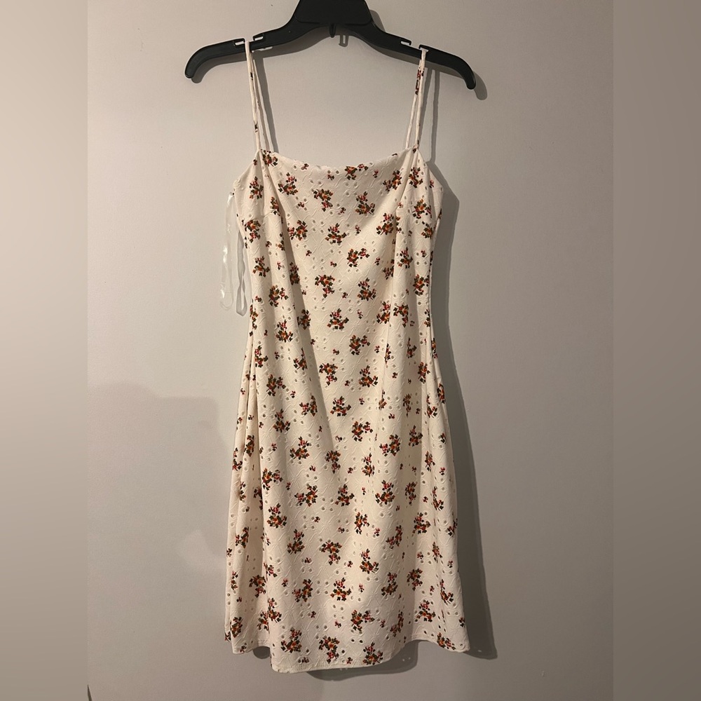 Windsor flower dress size large brand new